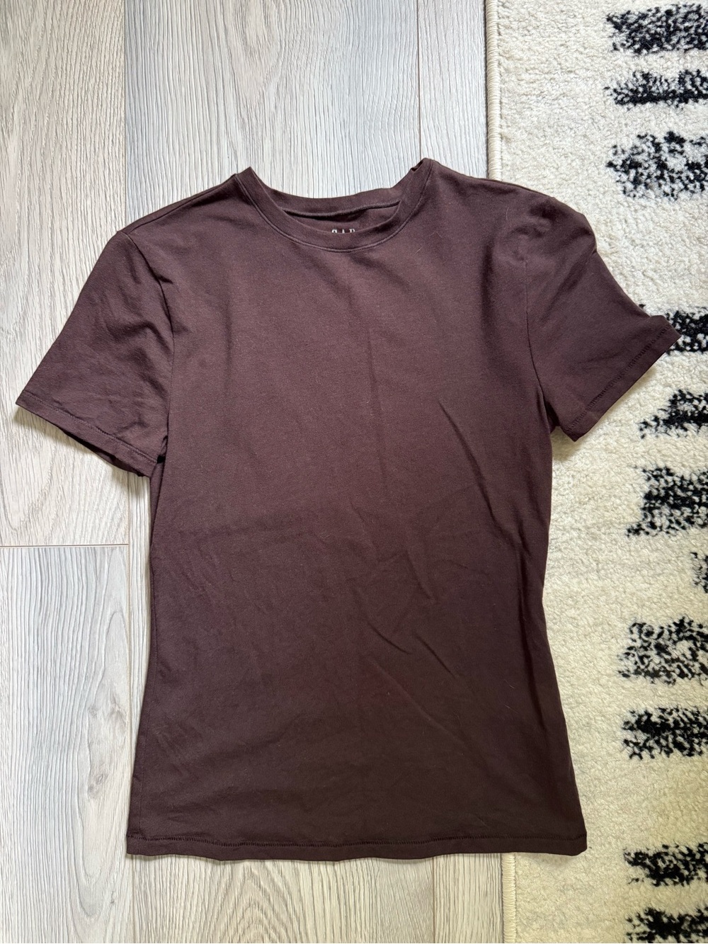 NEW GAP Short Sleeve Crew T-Shirt